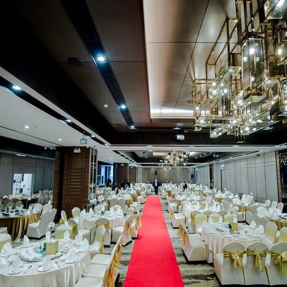 The Four Wings Hotel Bangkok Kültér fotó