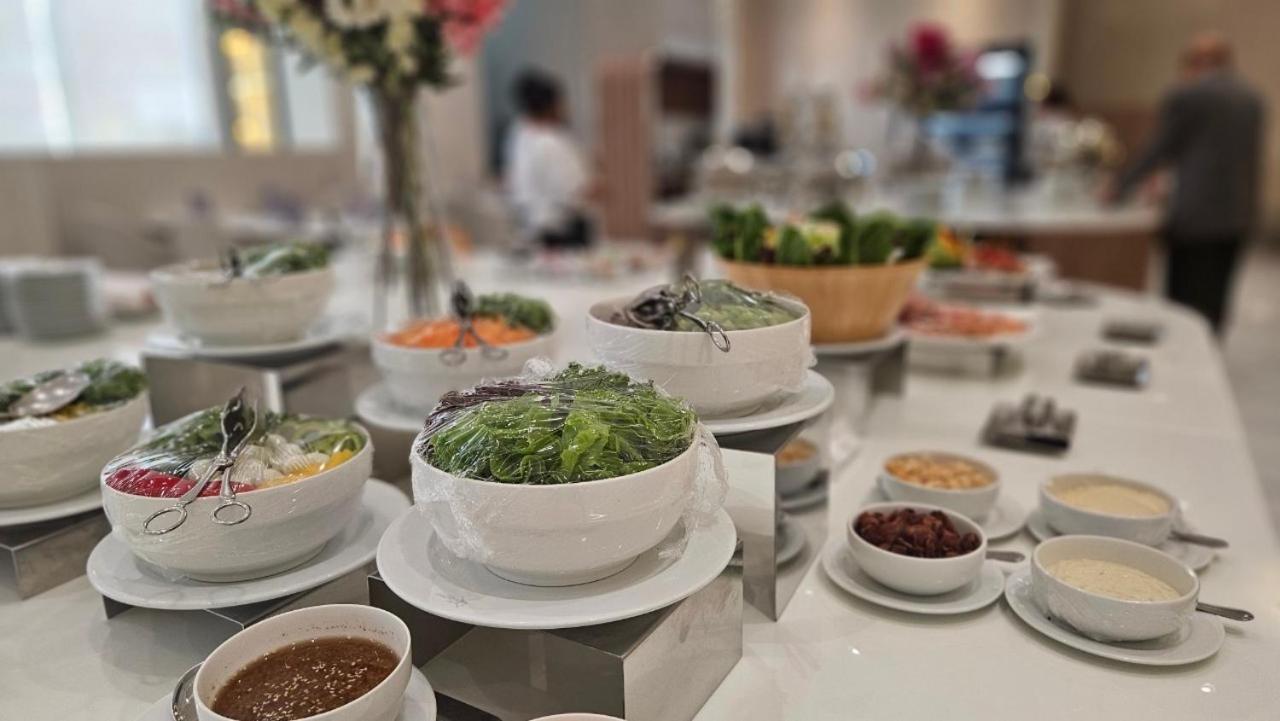The Four Wings Hotel Bangkok Kültér fotó